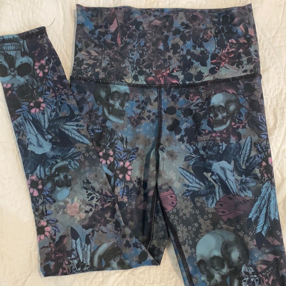 Evolution and Creation brand leggings